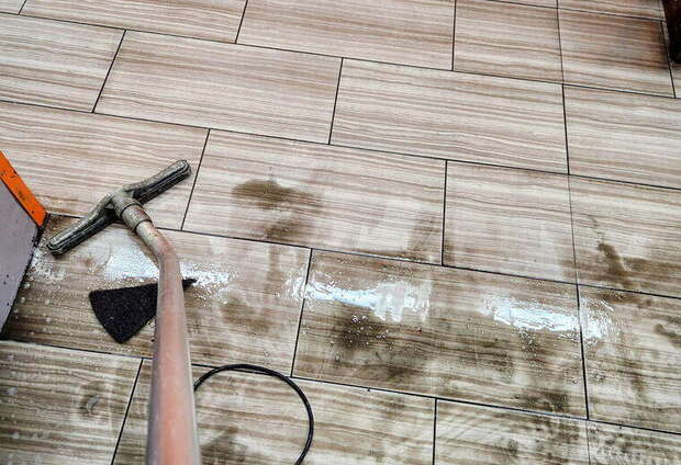 Commercial cleaning for Retail & Plazas in the GTA